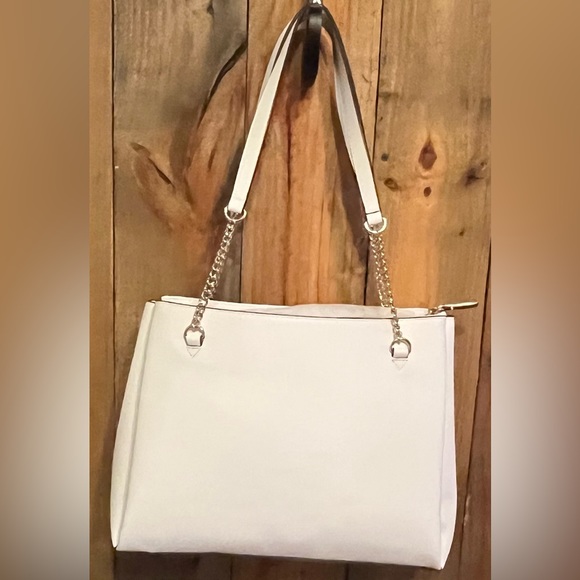 DKNY Bag and Pouch NWOT - Picture 4 of 7